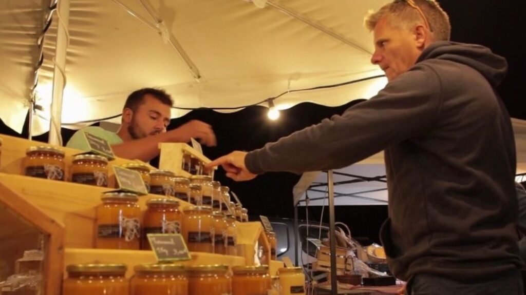 À la découverte du marché nocturne de La Rochelle: que trouverez-vous ?