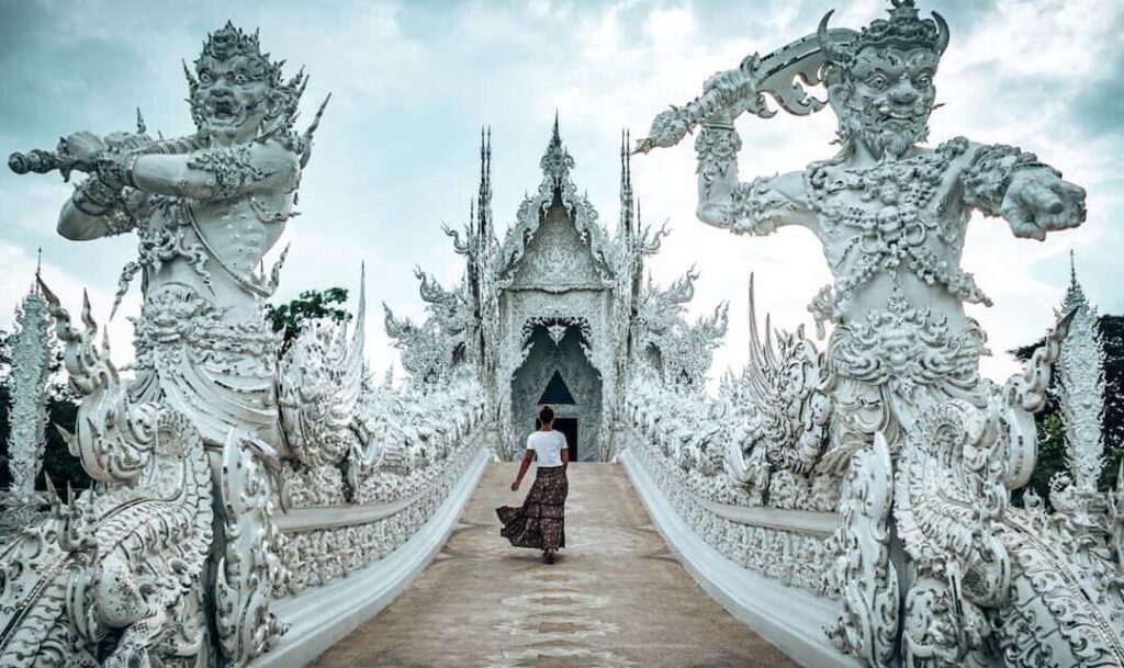 Que cache le mystérieux temple blanc de Thaïlande ?