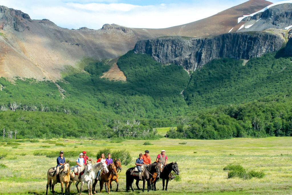 Voyage à cheval autour du monde : comment préparer votre aventure équestre ?