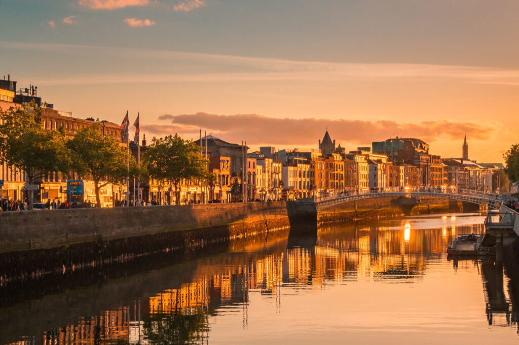 Quelles sont les villes incontournables lors d’un voyage en Irlande ?