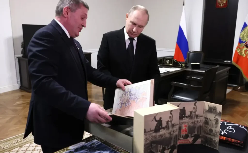 Pourquoi la ville s&rsquo;appelle-t-elle encore Stalingrad dans certaines discussions historiques ?