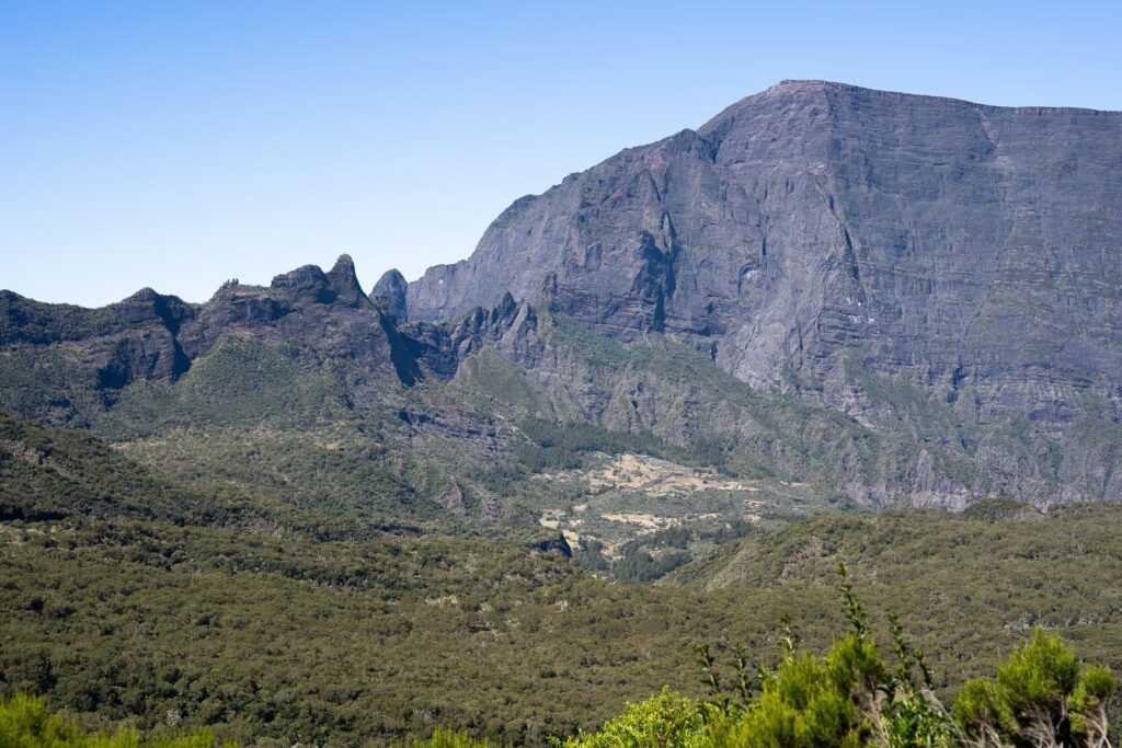 Découverte du col des Bœufs : point de départ incontournable pour randonner dans Mafate