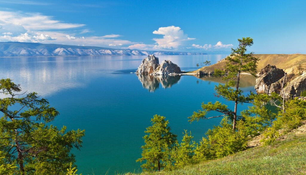 Le lac Baïkal est-il accessible toute l&rsquo;année depuis Irkoutsk ?