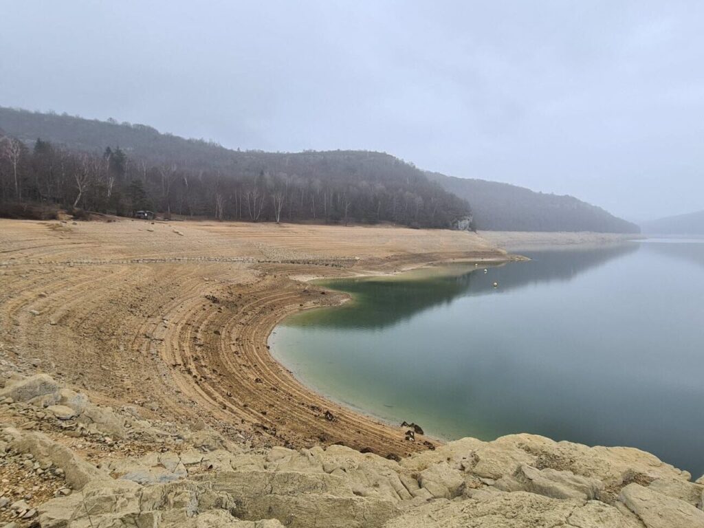 Prévisions météo à Lac de Vouglans : quoi attendre pour les 10 prochains jours ?